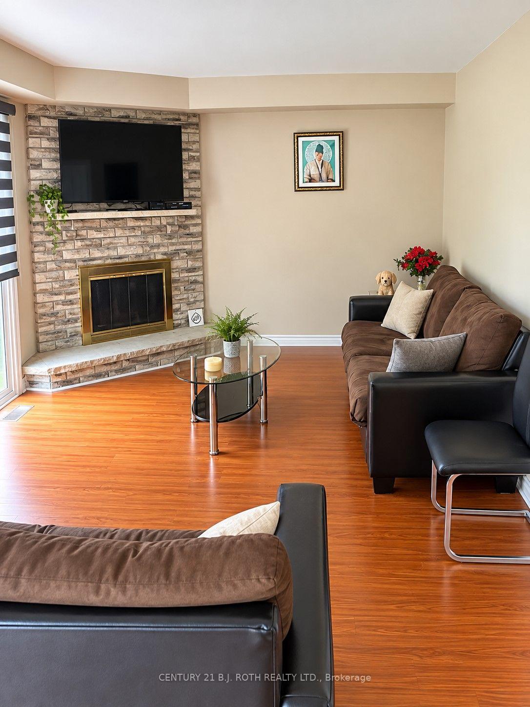 Photo 6 of 509 Grove Street E, Barrie, Grove East — HOMEH