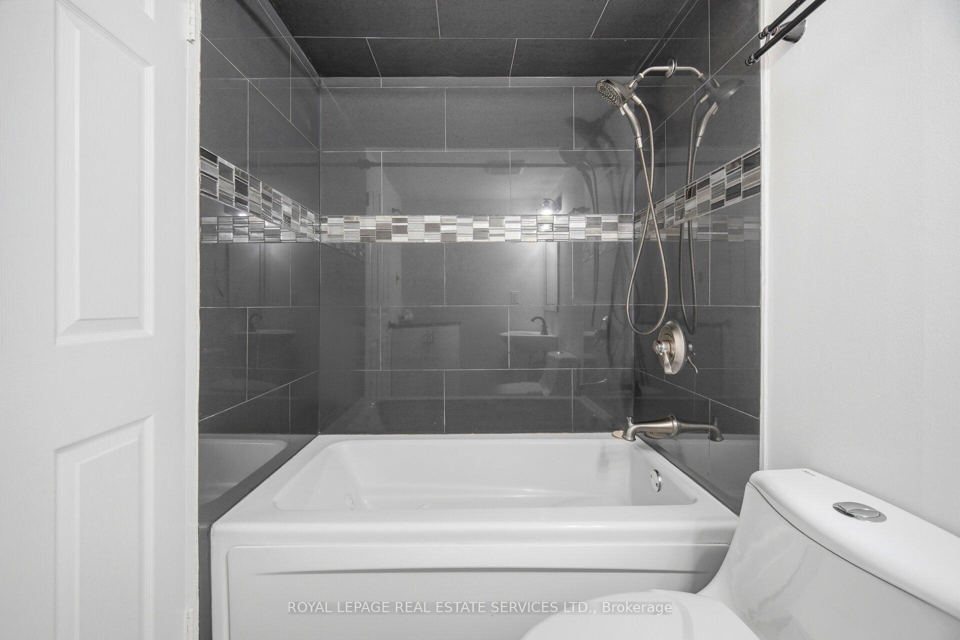 Photo 28 of Unit PH05, 250 Webb Drive, Mississauga, City Centre — HOMEH