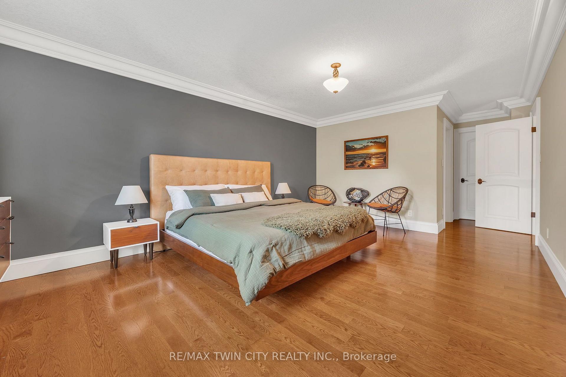Photo 25 of 559 Strathmere Court, Waterloo, Upper Beechwood — HOMEH