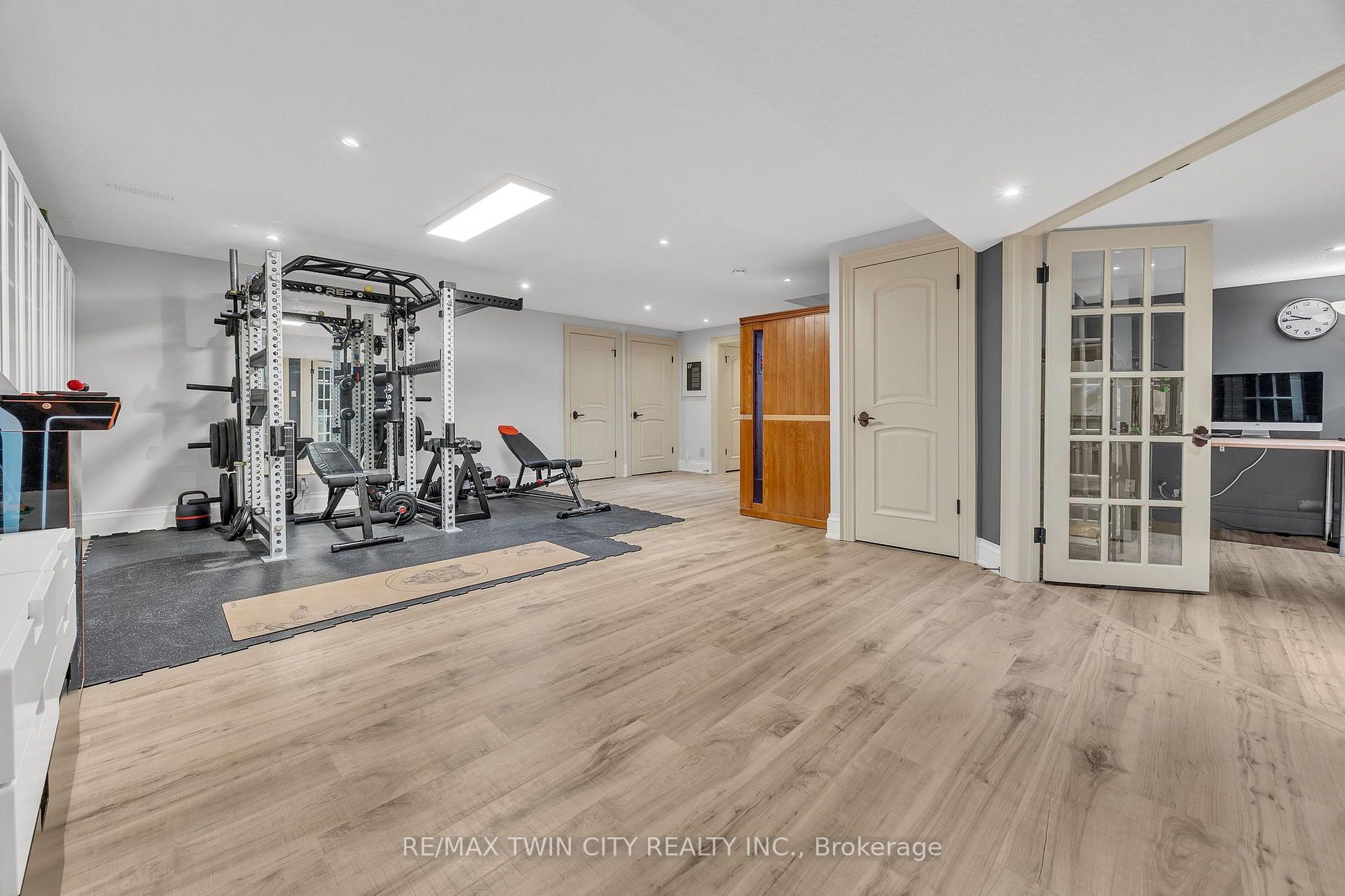 Photo 35 of 559 Strathmere Court, Waterloo, Upper Beechwood — HOMEH
