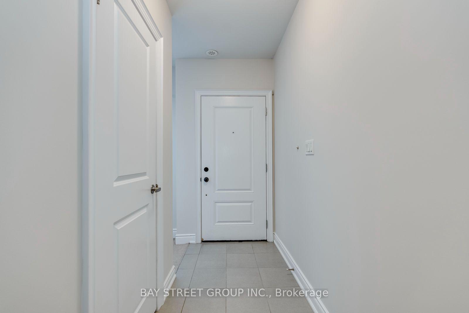 Photo 3 of Unit #21, 2172 Trafalgar Road, Oakville, River Oaks — HOMEH