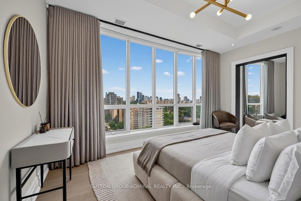 Photo 21 of Unit 1801, 155 St Clair Avenue W, Toronto, Casa Loma — HOMEH