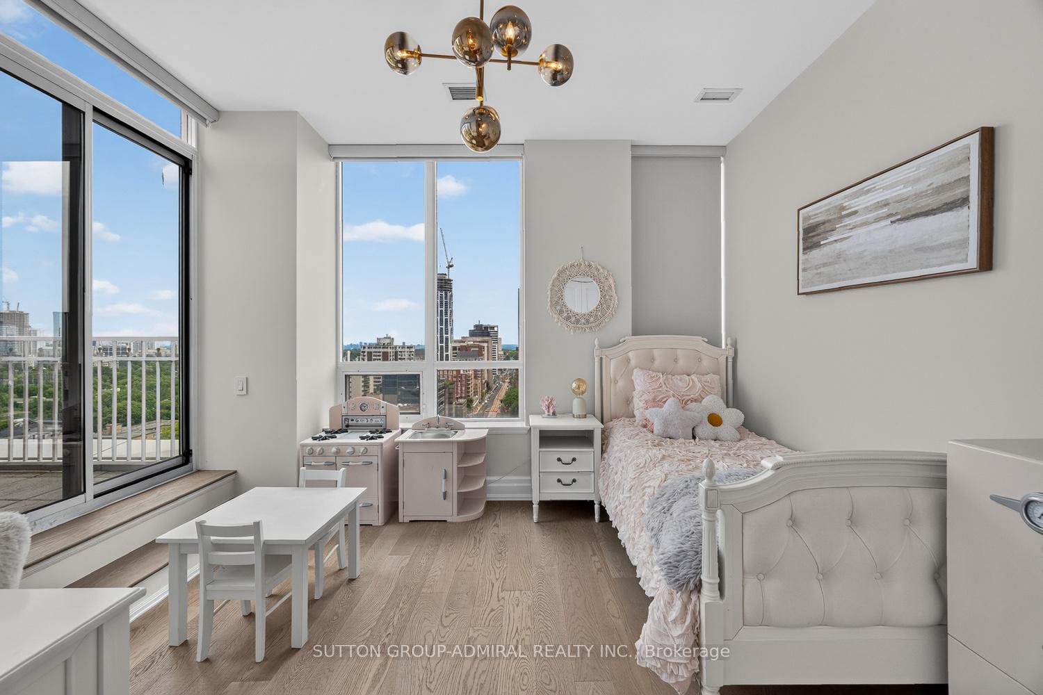 Photo 32 of Unit 1801, 155 St Clair Avenue W, Toronto, Casa Loma — HOMEH