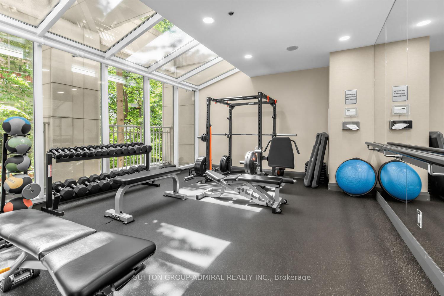 Photo 43 of Unit 1801, 155 St Clair Avenue W, Toronto, Casa Loma — HOMEH