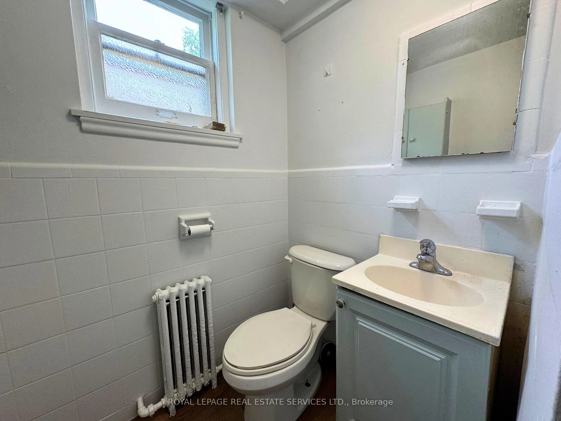 Photo 10 of 20 Park Boulevard, Etobicoke, Long Branch — HOMEH