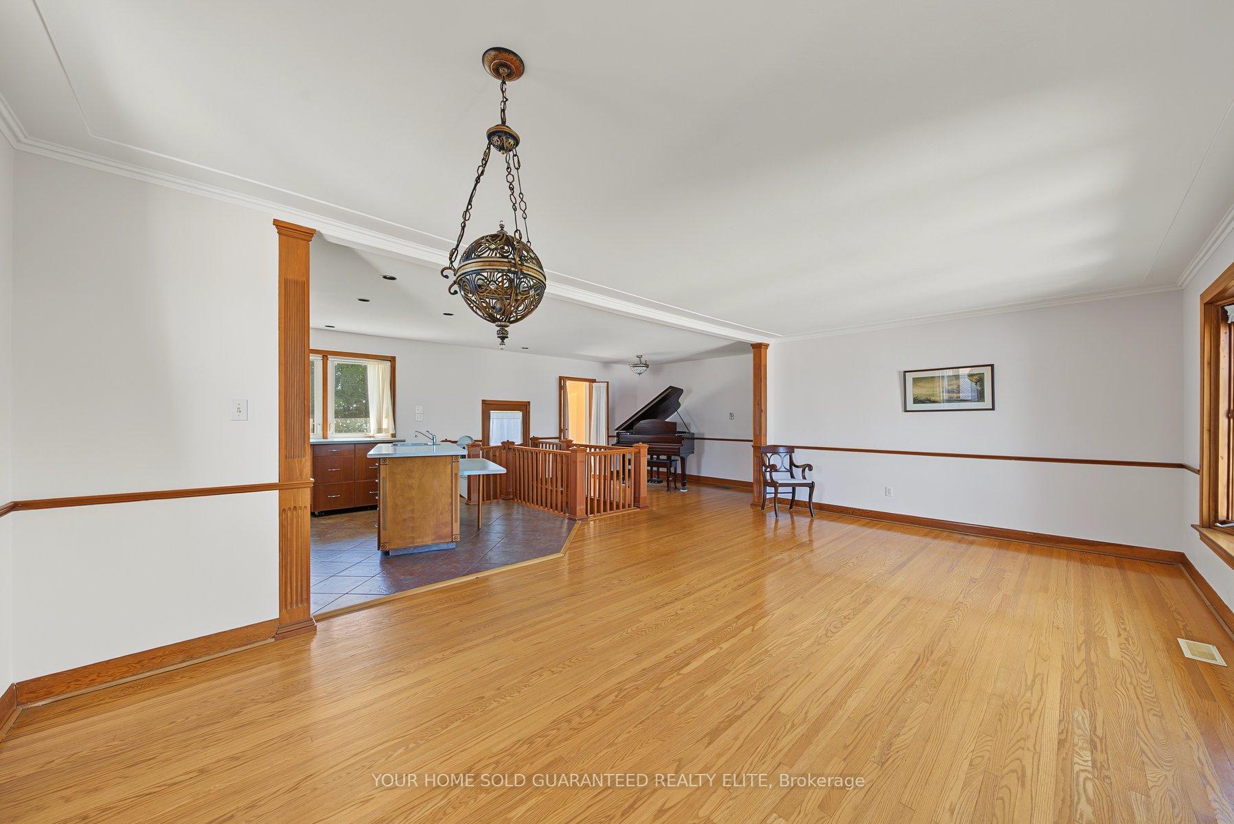 Photo 24 of 13 Lakeside Drive, Grimsby, Grimsby Beach — HOMEH