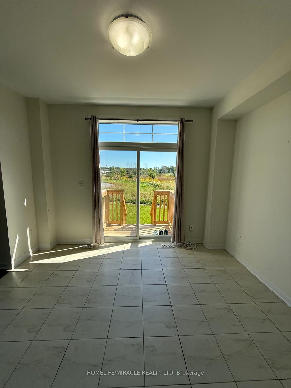 Photo 17 of 128 Oakmont Drive, Loyalist, Bath — HOMEH