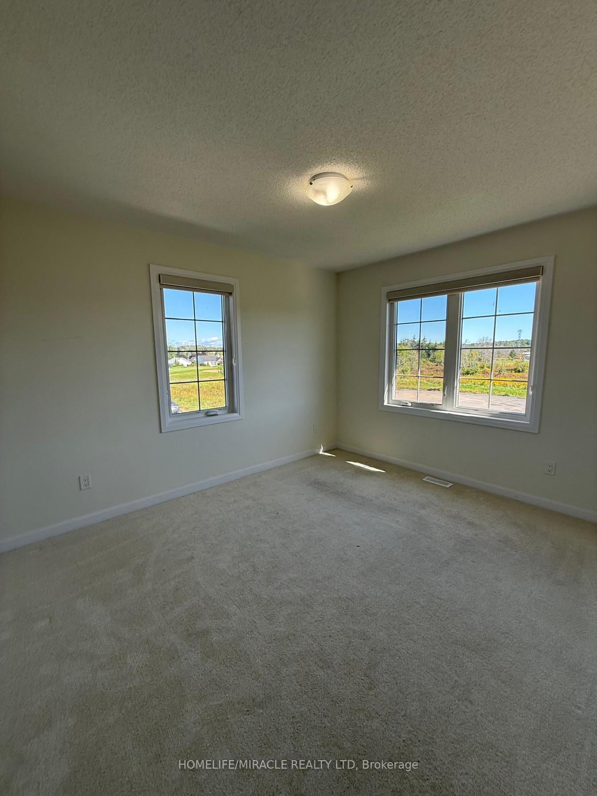 Photo 36 of 128 Oakmont Drive, Loyalist, Bath — HOMEH