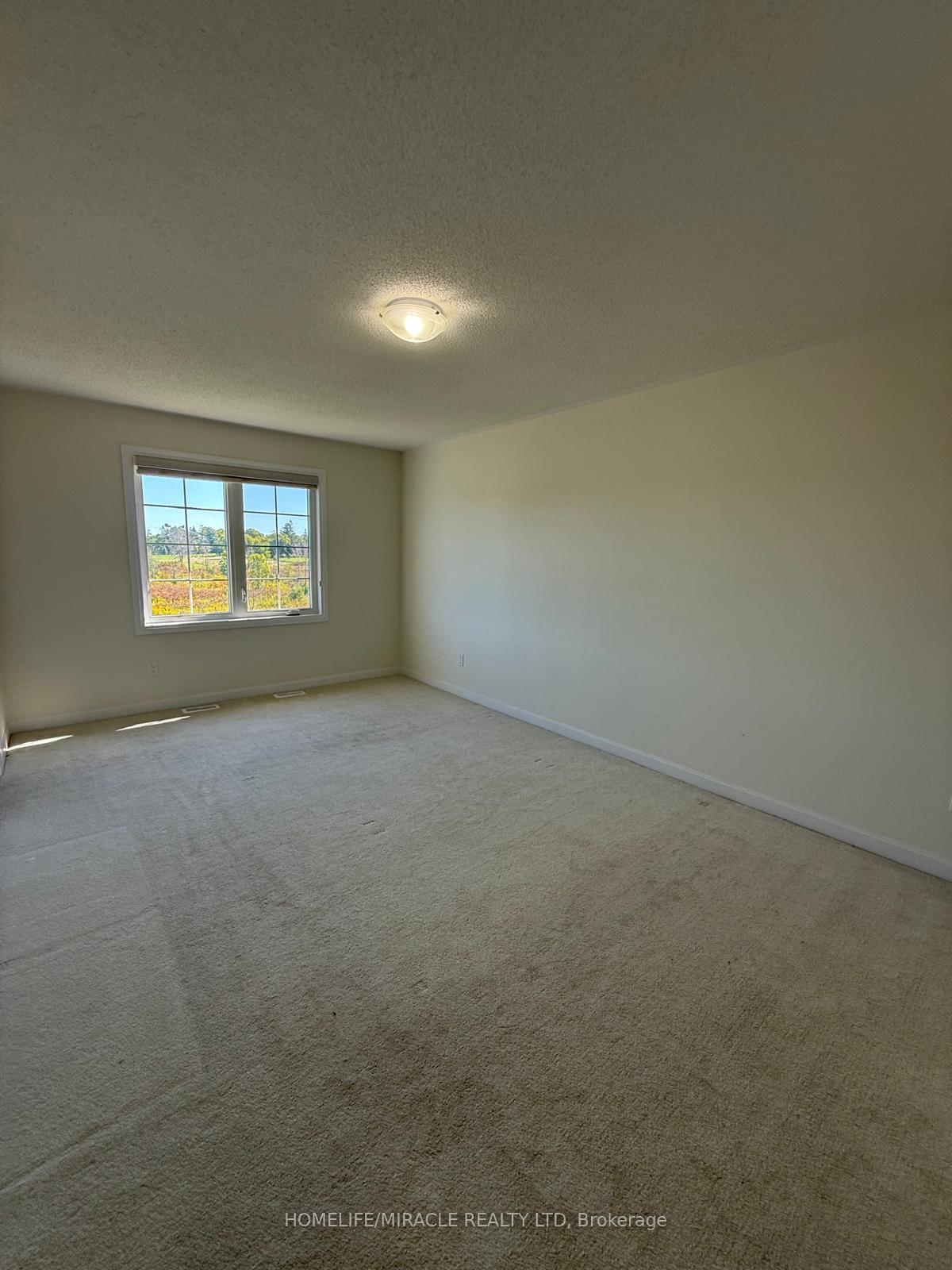 Photo 38 of 128 Oakmont Drive, Loyalist, Bath — HOMEH