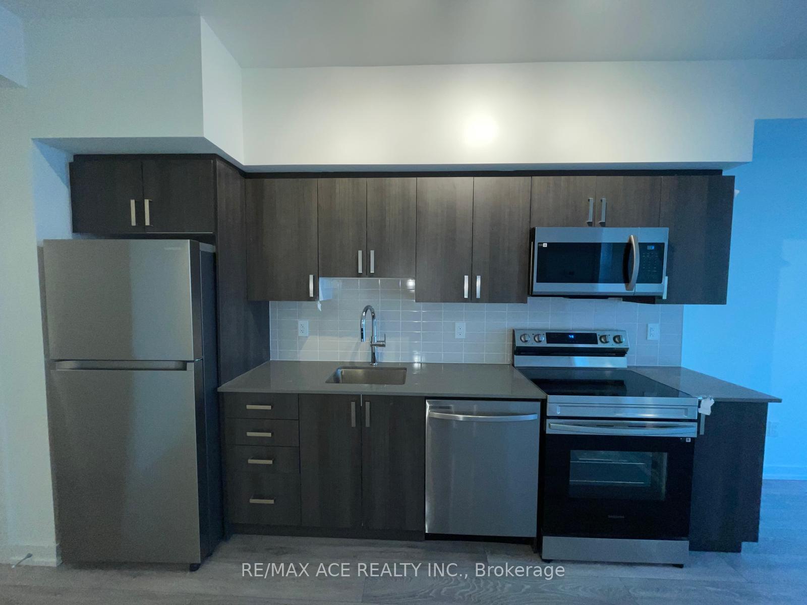 Photo 4 of Unit 2312, 1455 Celebration Drive, Pickering, Bay Ridges — HOMEH