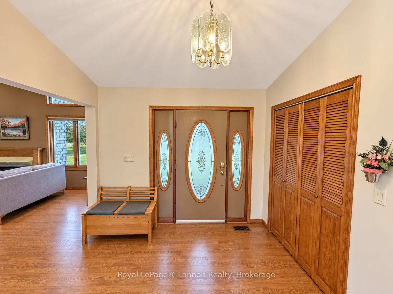 Photo 6 of 1795 Rosslyn Road, Thunder Bay, Rosslyn Road — HOMEH