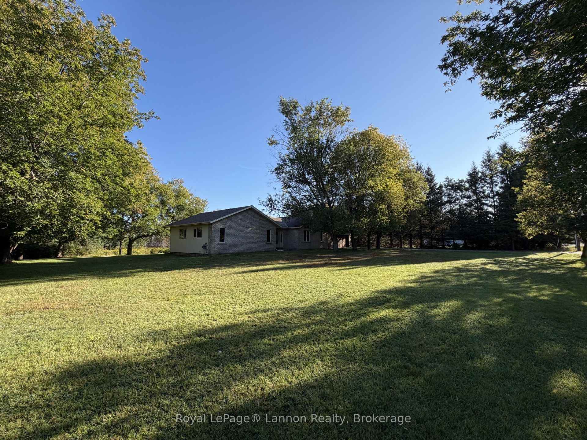 Photo 31 of 1795 Rosslyn Road, Thunder Bay, Rosslyn Road — HOMEH