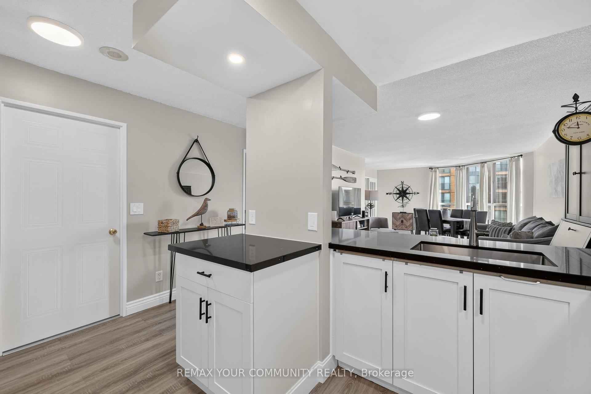 Photo 7 of Unit 1409, 140 Dunlop Street E, Barrie, City Centre — HOMEH