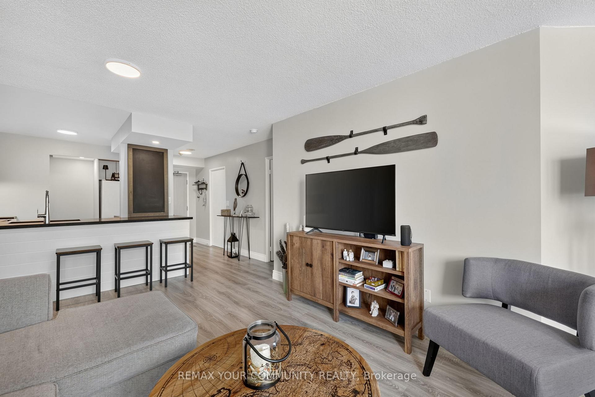 Photo 17 of Unit 1409, 140 Dunlop Street E, Barrie, City Centre — HOMEH