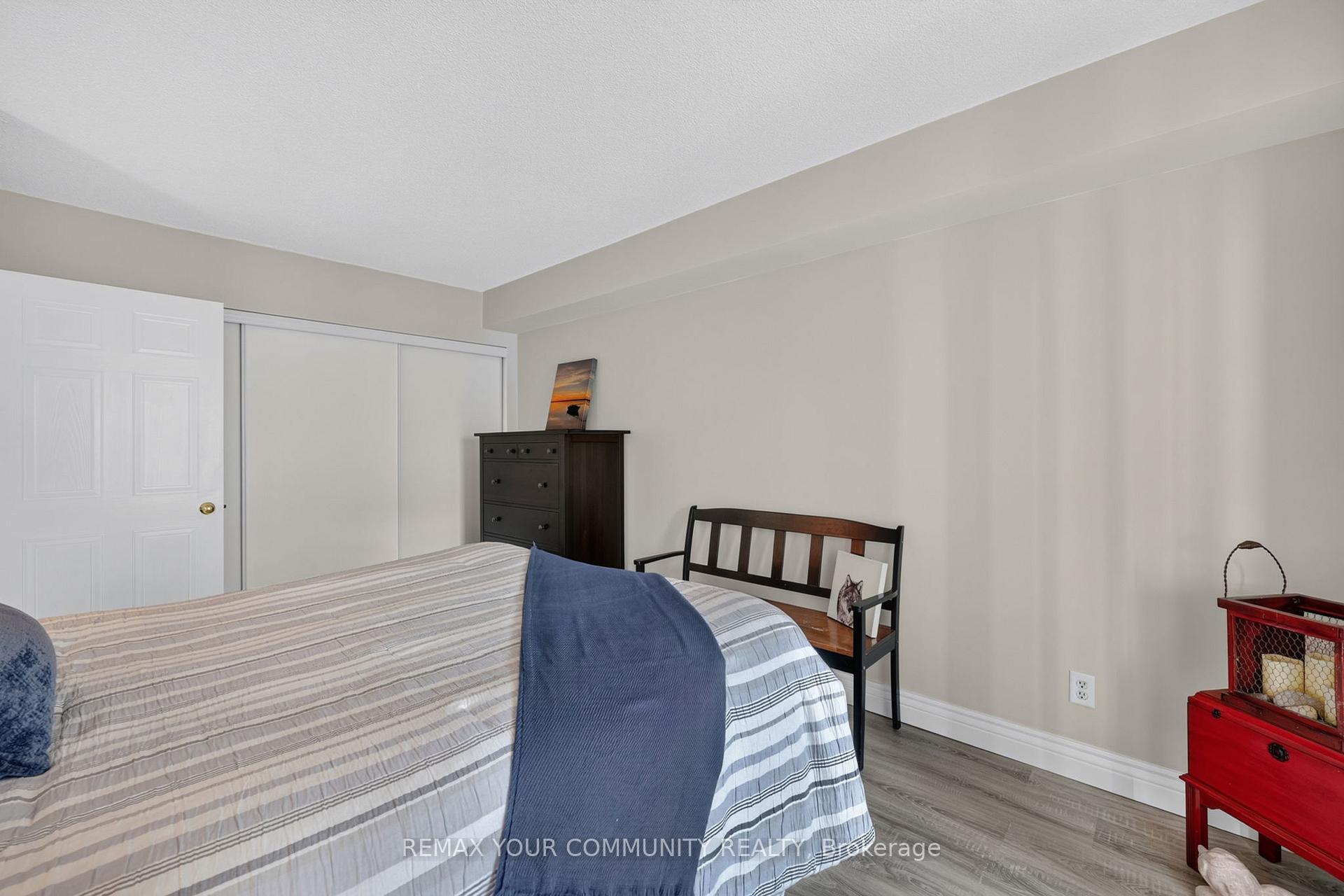 Photo 23 of Unit 1409, 140 Dunlop Street E, Barrie, City Centre — HOMEH