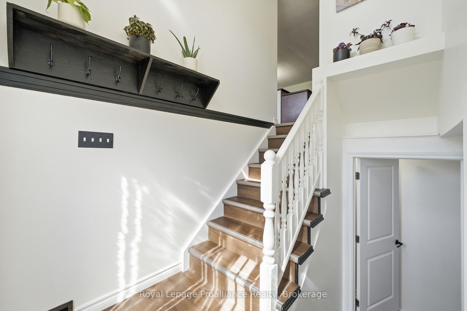 Photo 7 of 13 Forester Drive, Quinte West, Sidney Ward — HOMEH