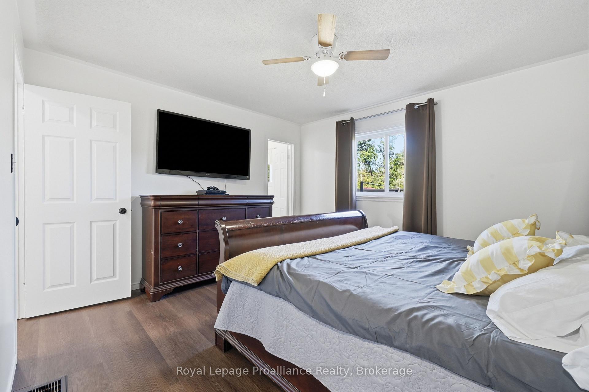 Photo 23 of 13 Forester Drive, Quinte West, Sidney Ward — HOMEH
