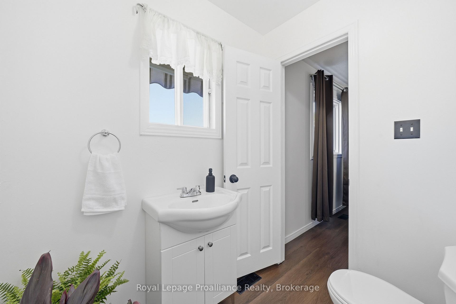 Photo 25 of 13 Forester Drive, Quinte West, Sidney Ward — HOMEH