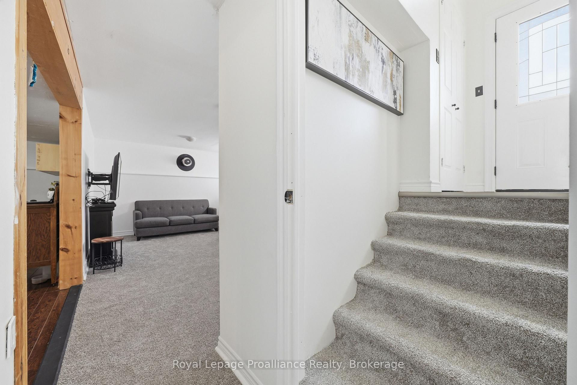 Photo 26 of 13 Forester Drive, Quinte West, Sidney Ward — HOMEH