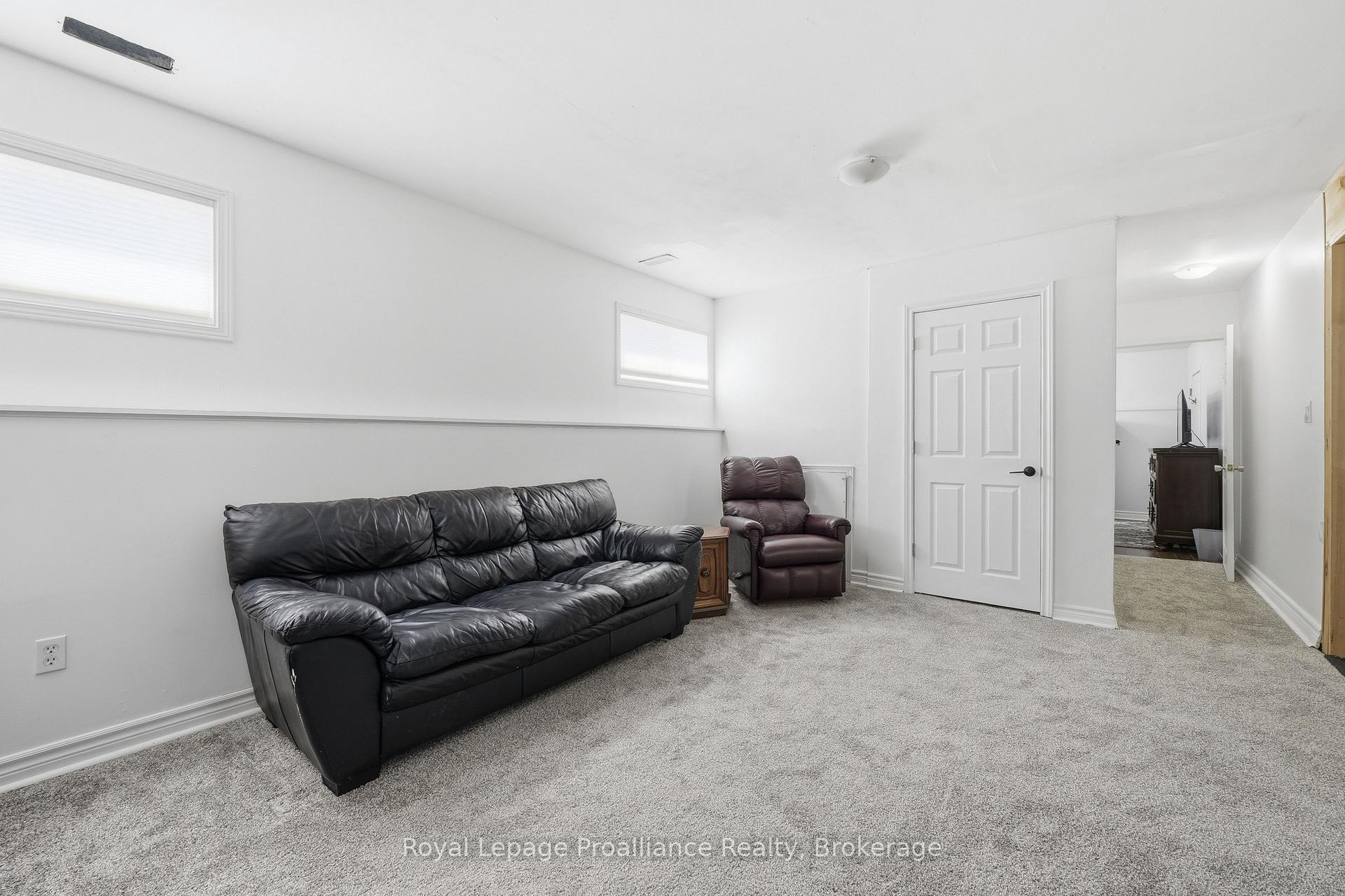 Photo 28 of 13 Forester Drive, Quinte West, Sidney Ward — HOMEH