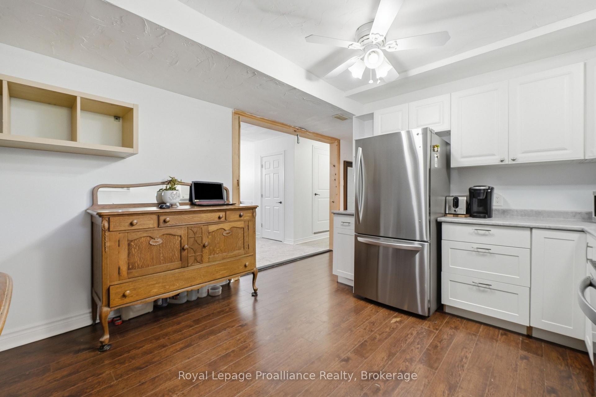 Photo 32 of 13 Forester Drive, Quinte West, Sidney Ward — HOMEH