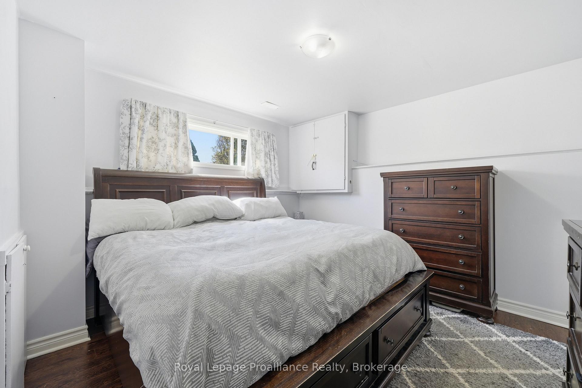 Photo 37 of 13 Forester Drive, Quinte West, Sidney Ward — HOMEH