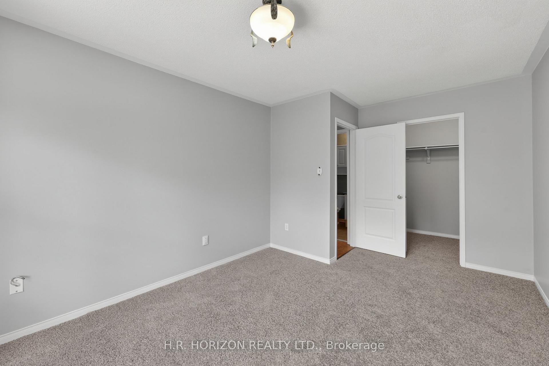 Photo 15 of 8 Schaefer Place, Caledon, Bolton North — HOMEH