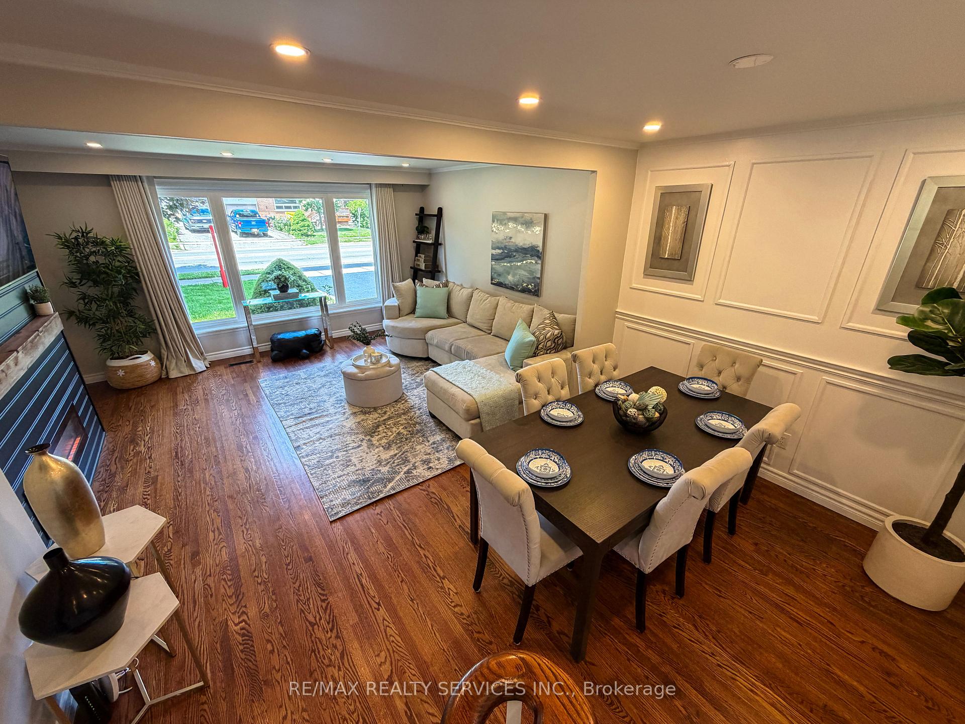 Photo 16 of 238 Laurier Avenue, Milton, Bronte Meadows — HOMEH
