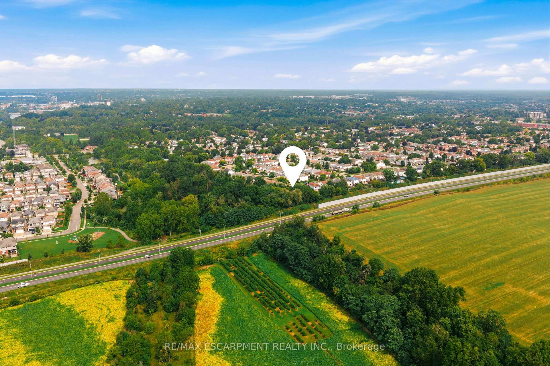 Photo 51 of 125 Langlaw Drive, Cambridge, Christopher-Champlain — HOMEH