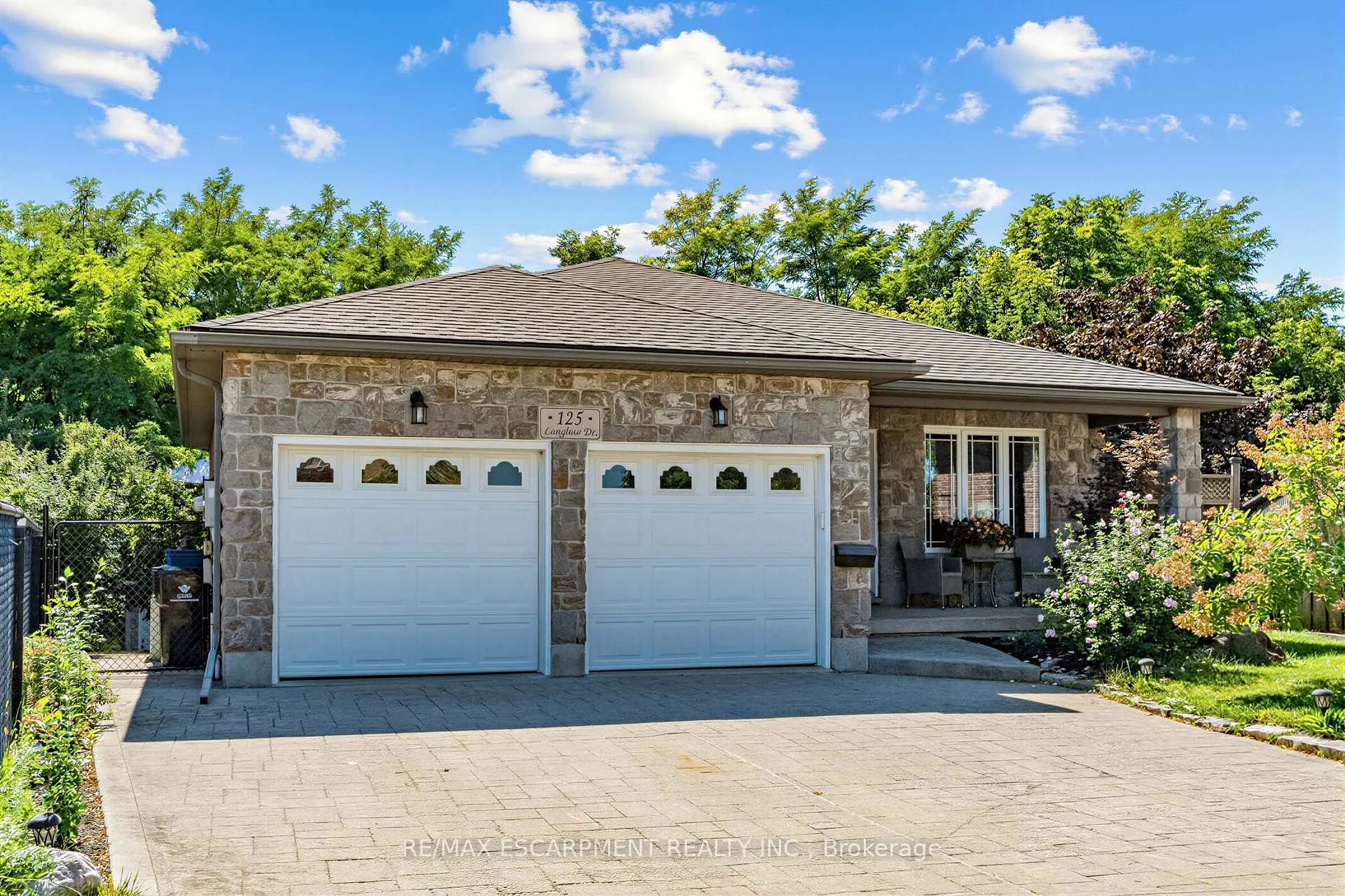 Photo of 125 Langlaw Drive