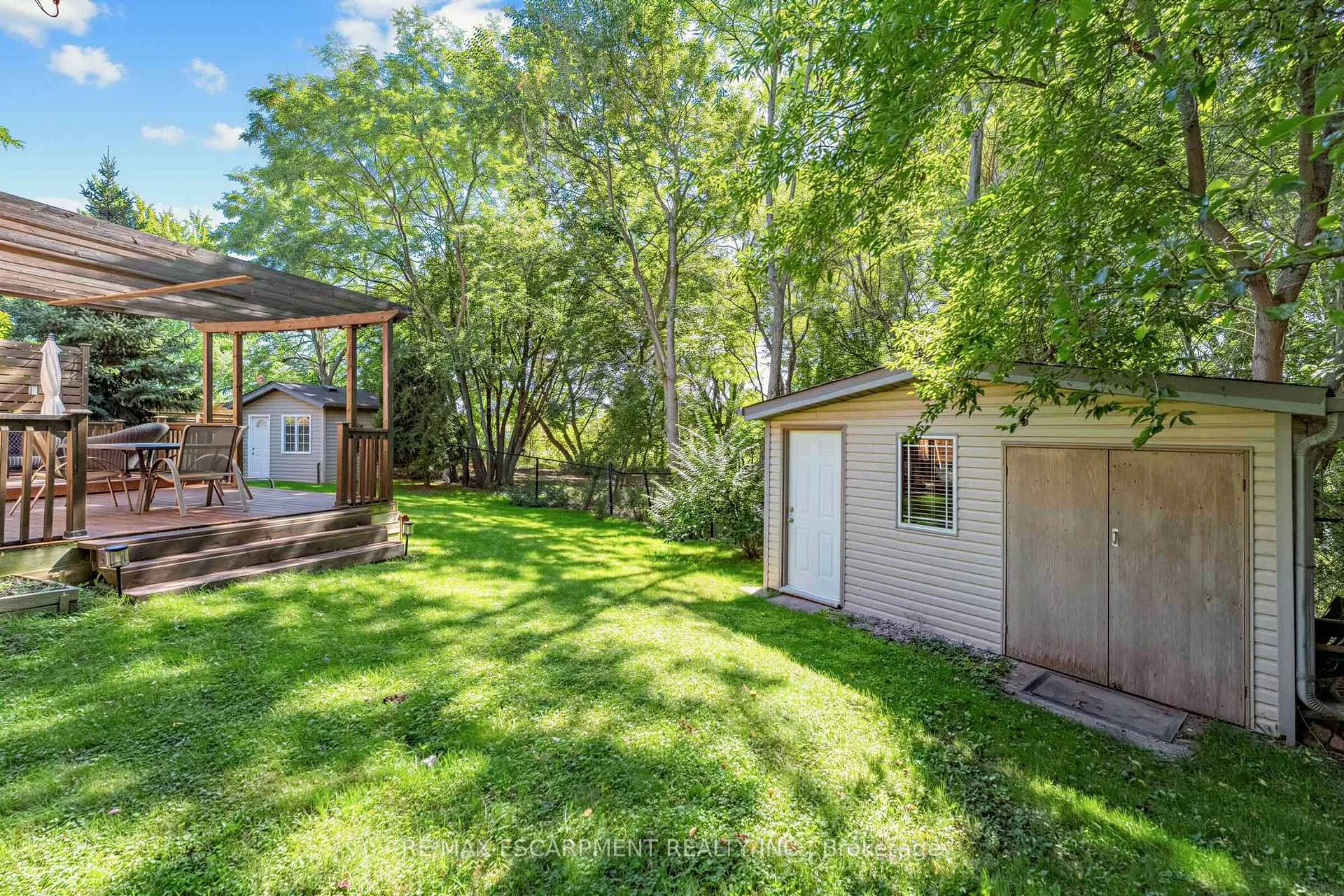 Photo 47 of 125 Langlaw Drive, Cambridge, Christopher-Champlain — HOMEH