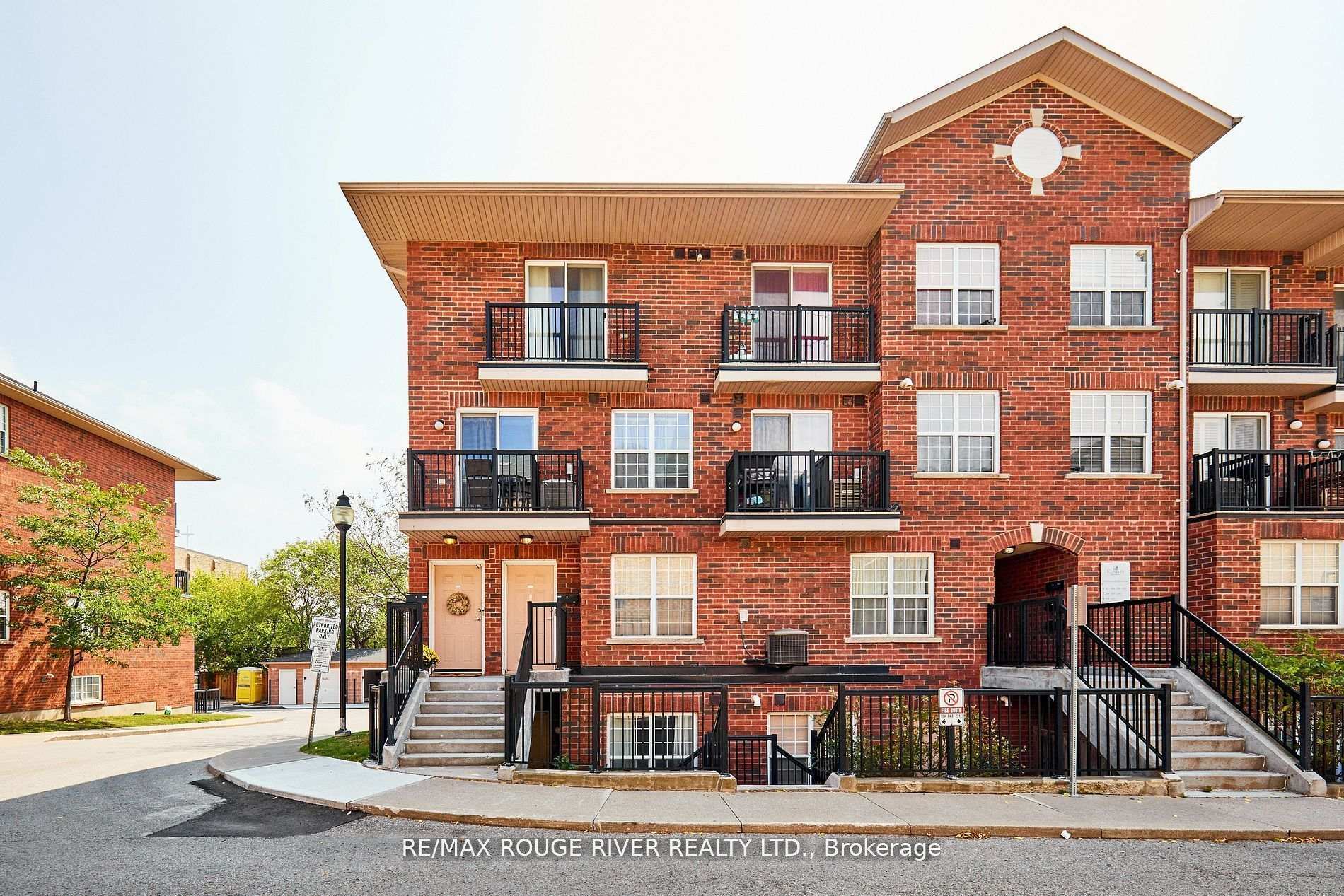 Photo of Unit 312, 25 Strangford Lane