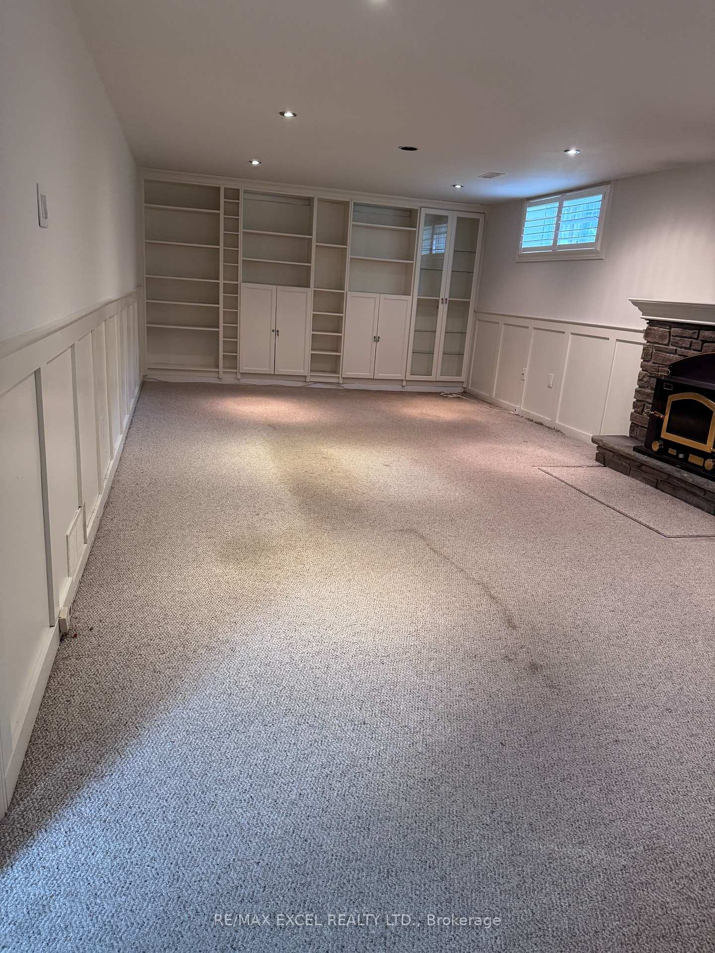 Photo 5 of Unit Bsmt, 21 Wootten Way, Markham, Sherwood-Amberglen — HOMEH