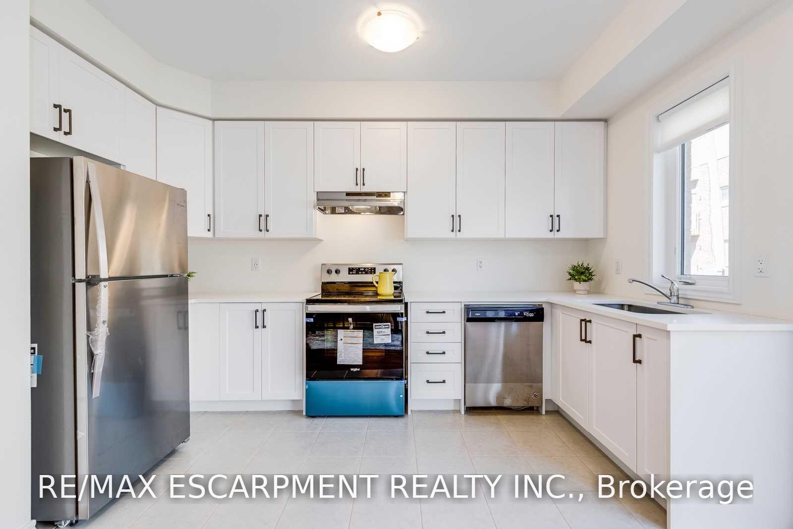 Photo 12 of 3967 Leonardo Street, Burlington, Alton — HOMEH
