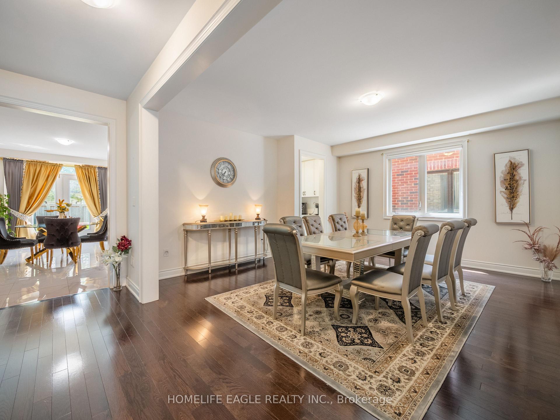 Photo 5 of 245 Danny Wheeler Boulevard, Georgina, Keswick North — HOMEH