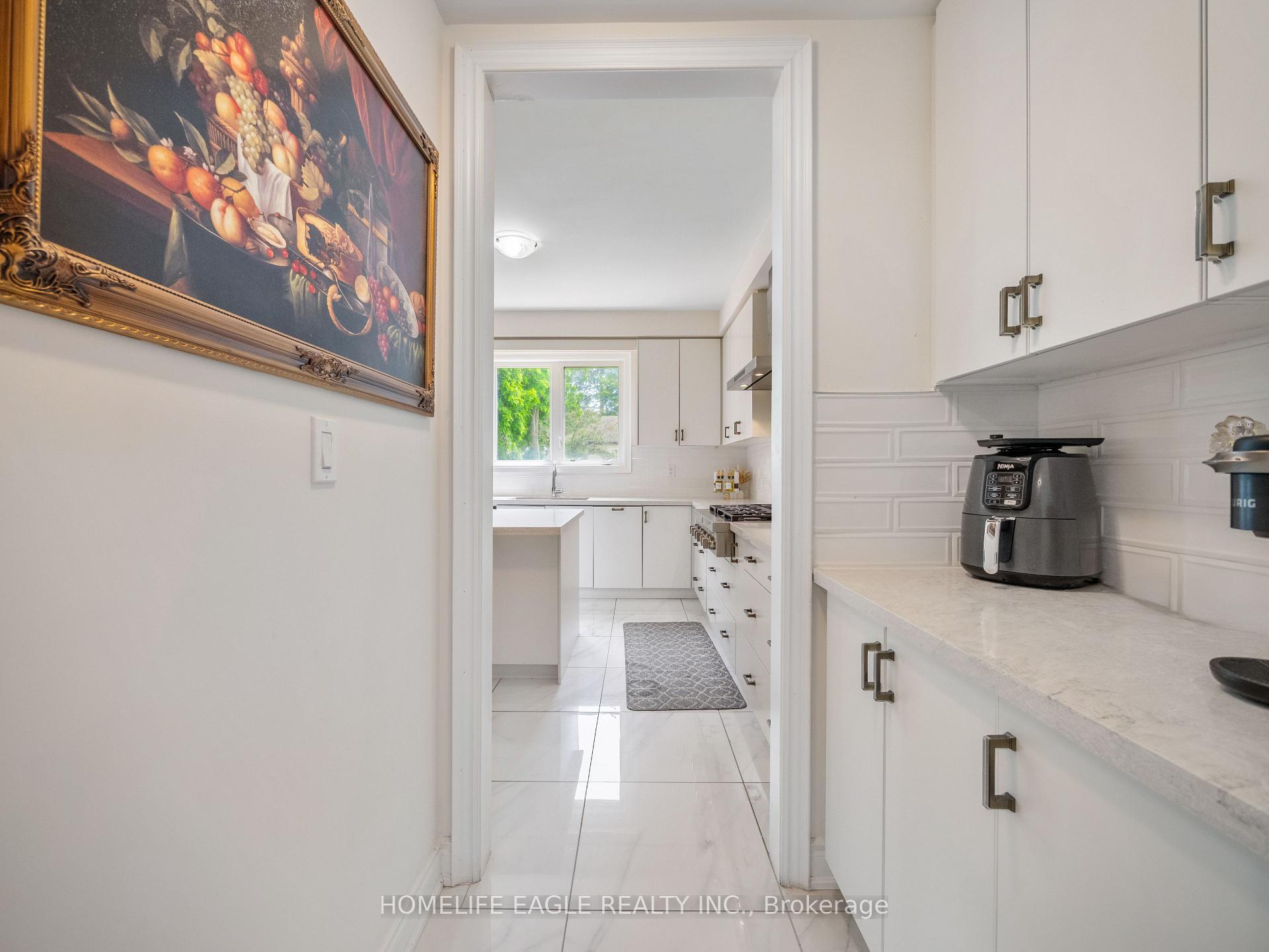 Photo 6 of 245 Danny Wheeler Boulevard, Georgina, Keswick North — HOMEH