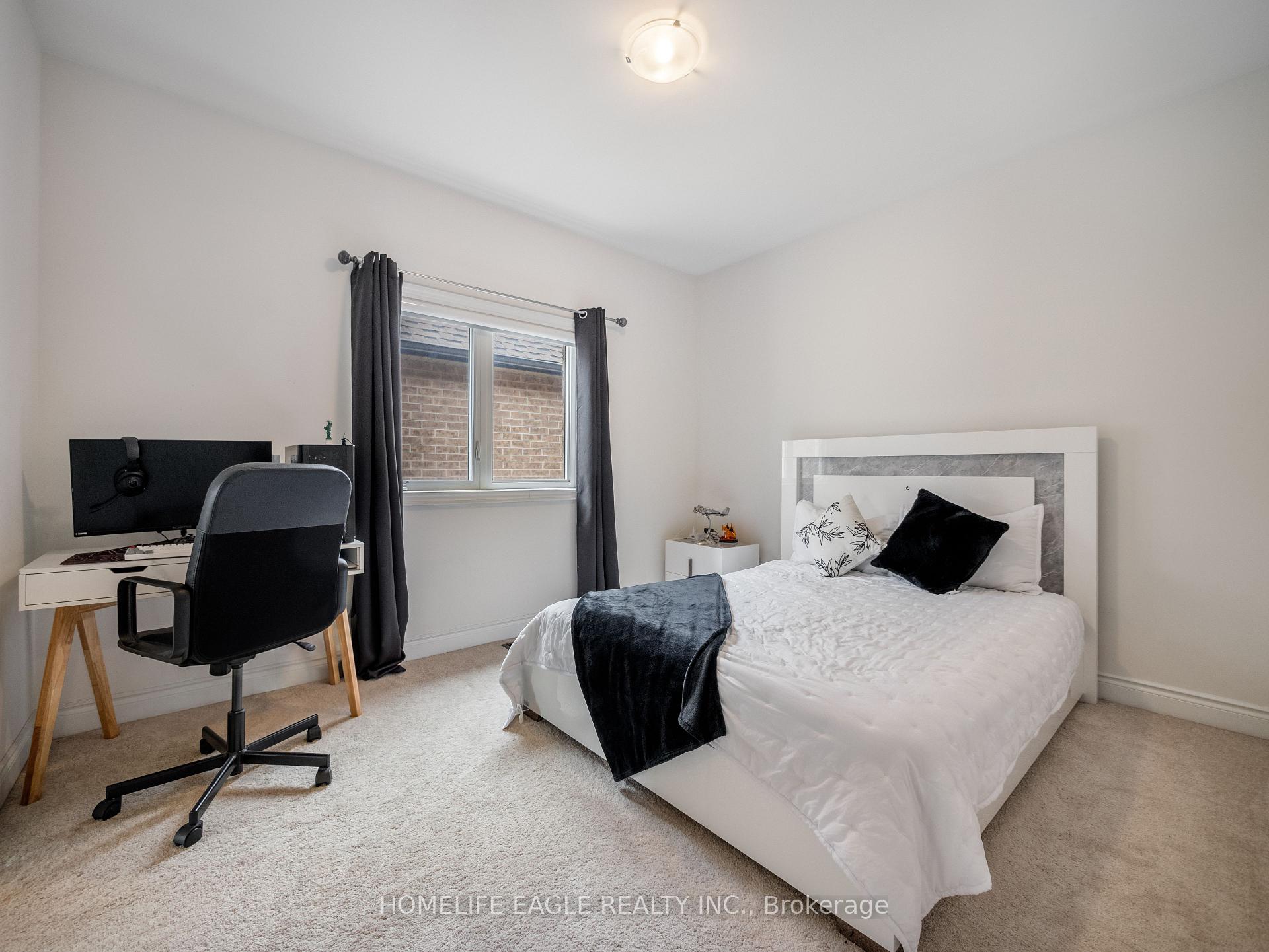 Photo 19 of 245 Danny Wheeler Boulevard, Georgina, Keswick North — HOMEH