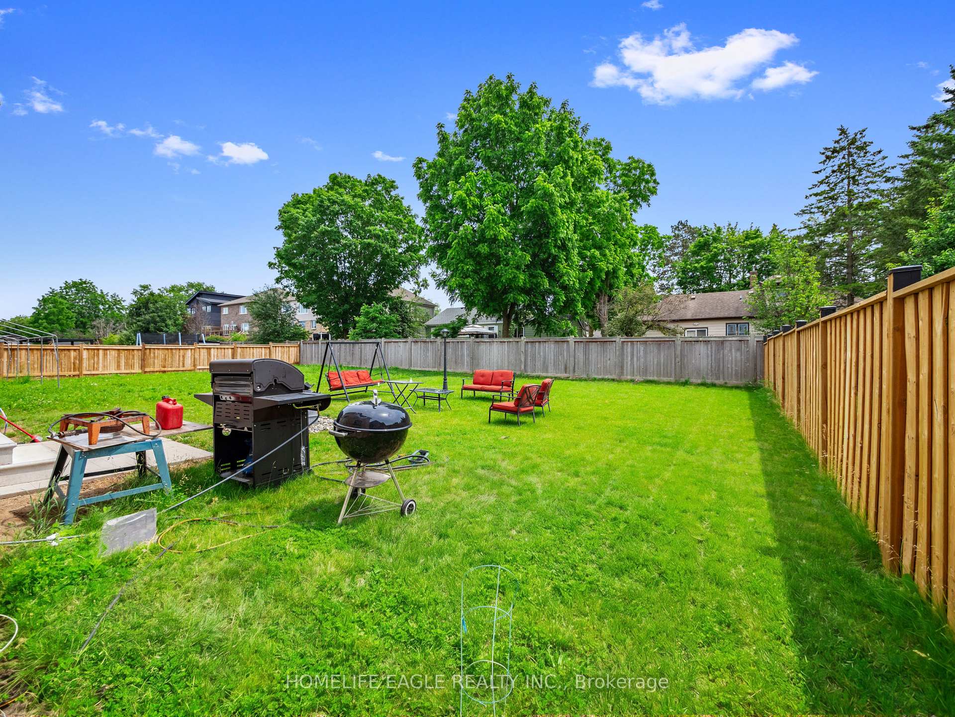 Photo 20 of 245 Danny Wheeler Boulevard, Georgina, Keswick North — HOMEH