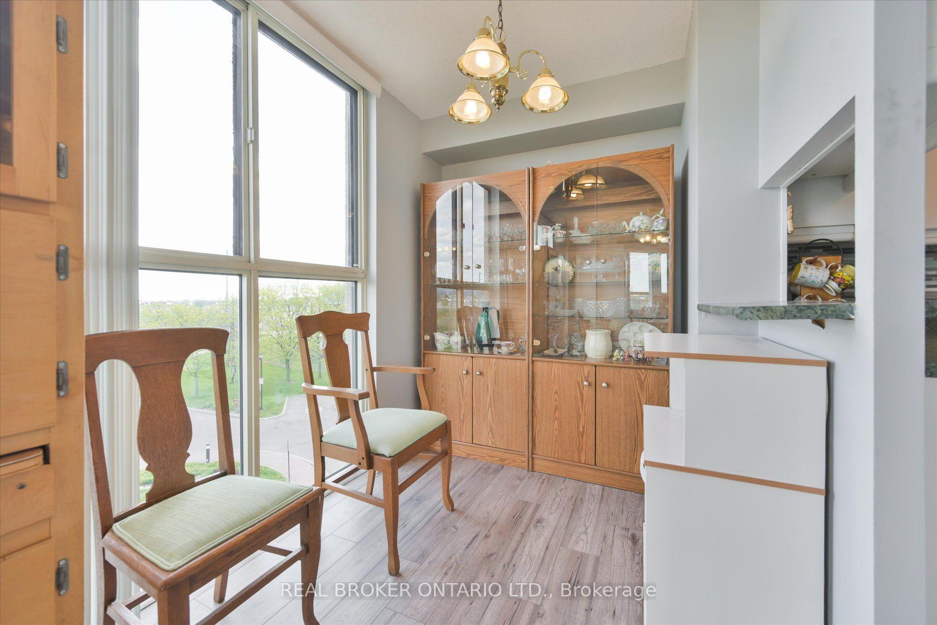 Photo 12 of Unit 403, 600 Rexdale Boulevard, Etobicoke, West Humber-Clairville — HOMEH