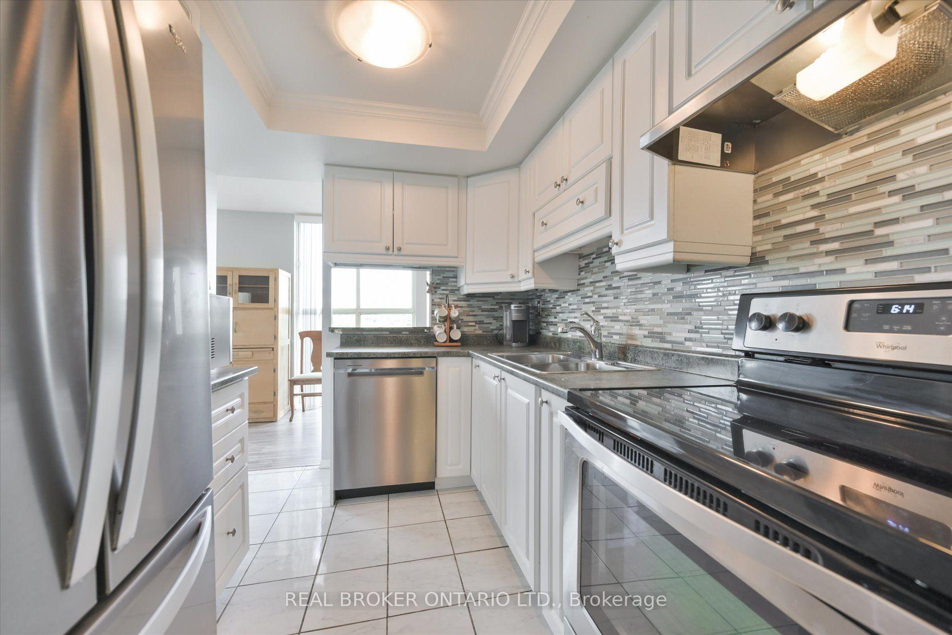 Photo 14 of Unit 403, 600 Rexdale Boulevard, Etobicoke, West Humber-Clairville — HOMEH