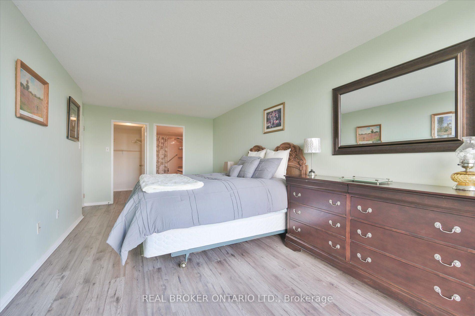 Photo 16 of Unit 403, 600 Rexdale Boulevard, Etobicoke, West Humber-Clairville — HOMEH