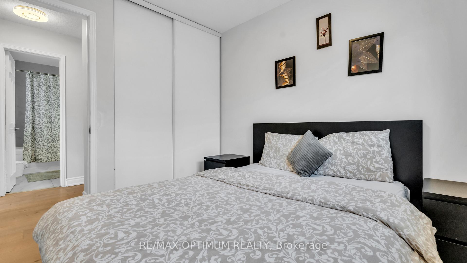 Photo 29 of 362 Kingsbridge Garden Circle, Mississauga, Hurontario — HOMEH