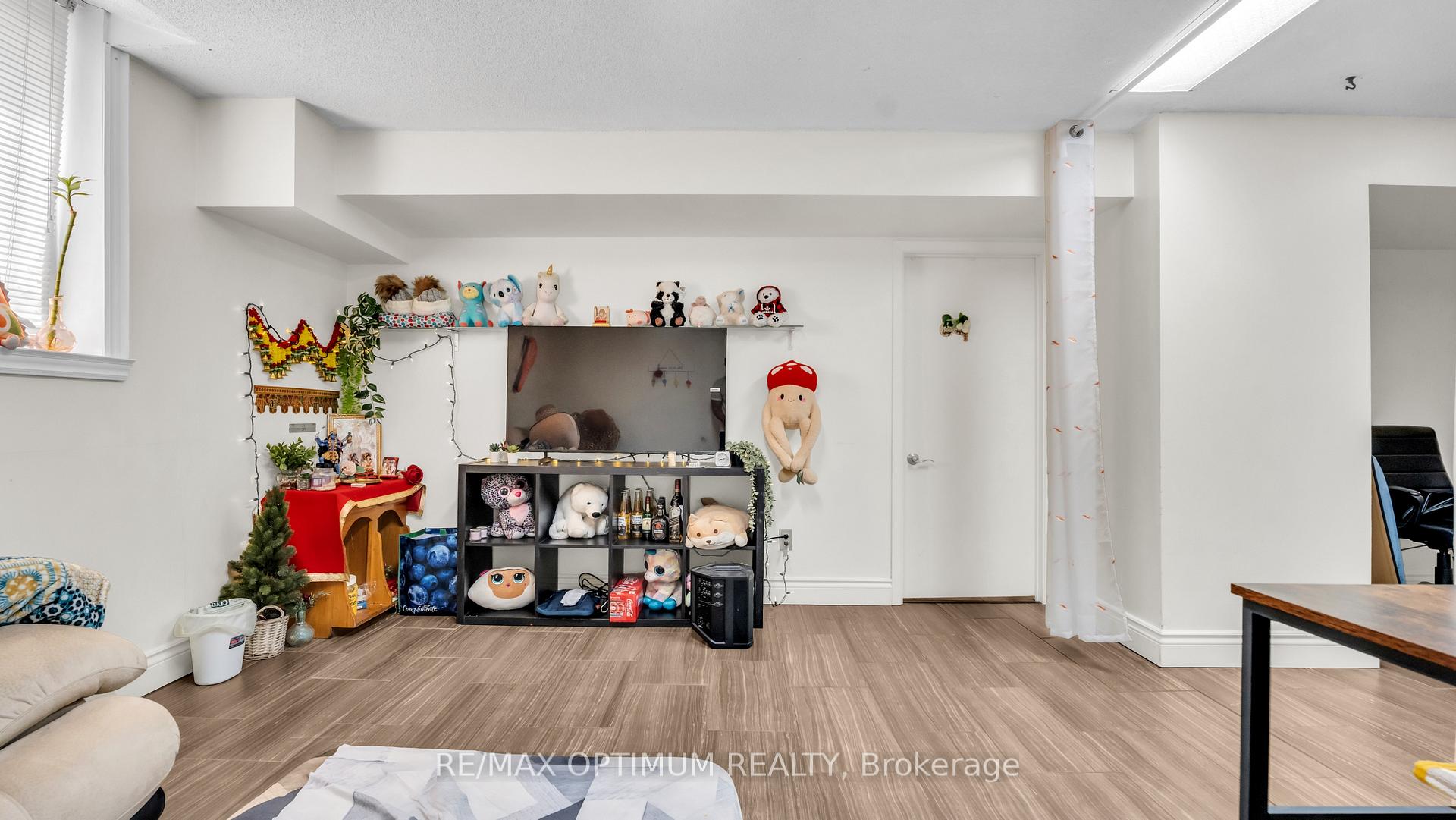 Photo 36 of 362 Kingsbridge Garden Circle, Mississauga, Hurontario — HOMEH