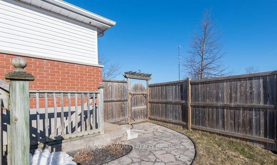 Photo 41 of 166 St. Lawrence Drive, Welland, N. Welland — HOMEH