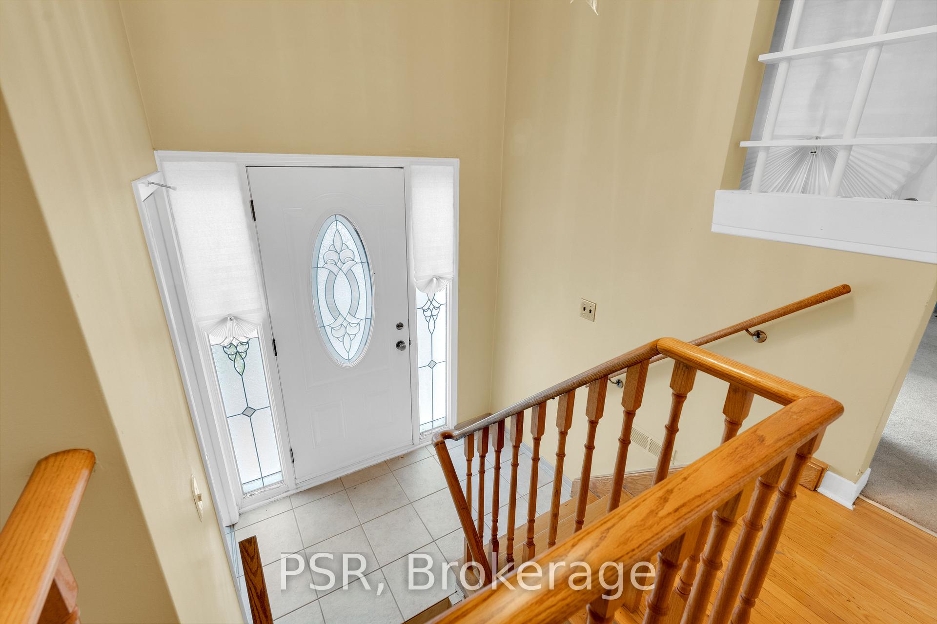 Photo 7 of 60 Bamford Crescent, North York, Black Creek — HOMEH