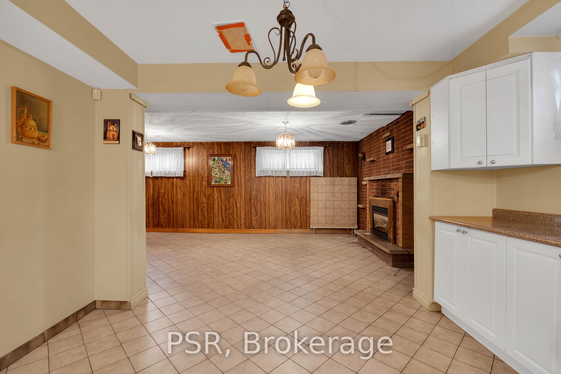 Photo 28 of 60 Bamford Crescent, North York, Black Creek — HOMEH
