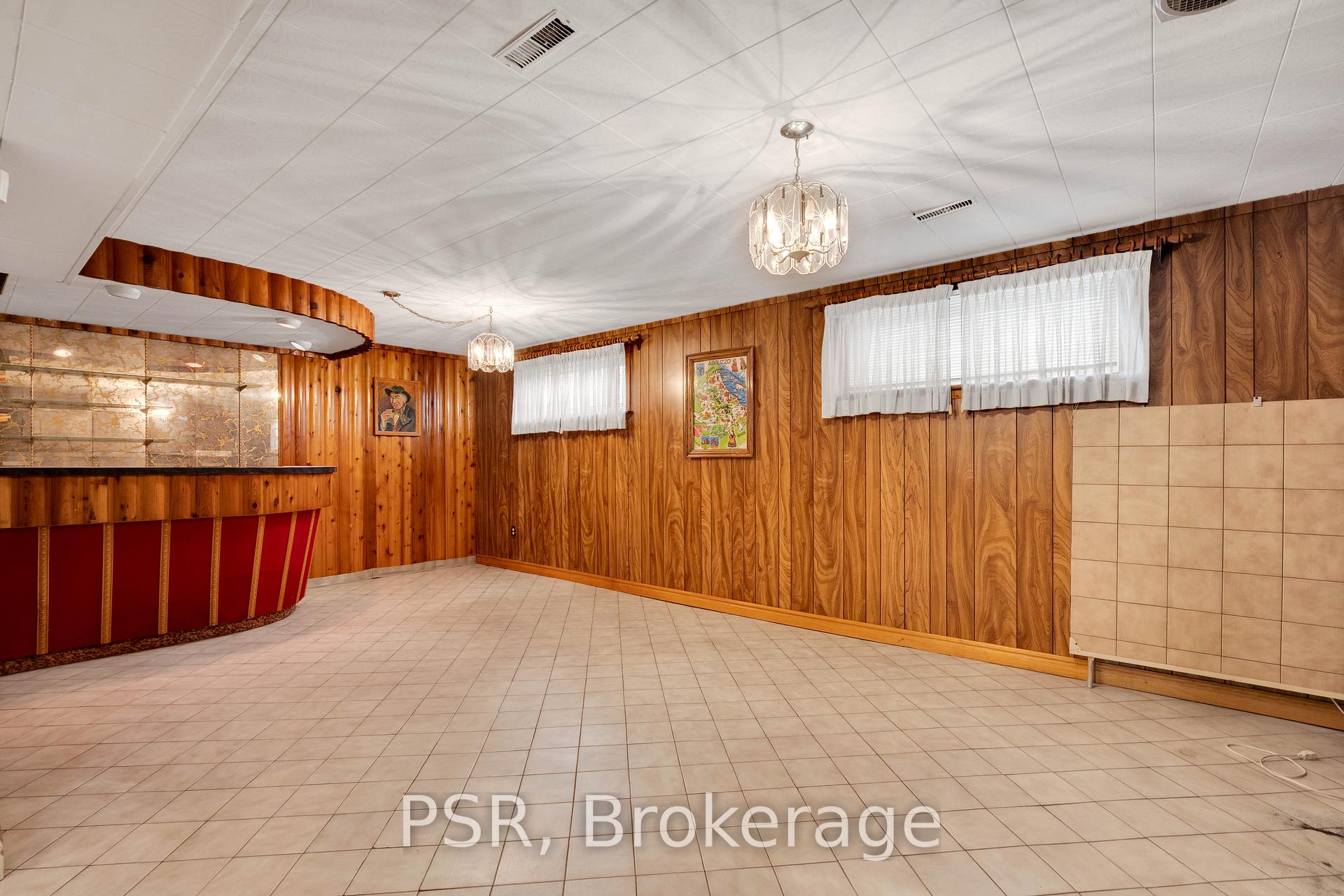 Photo 29 of 60 Bamford Crescent, North York, Black Creek — HOMEH