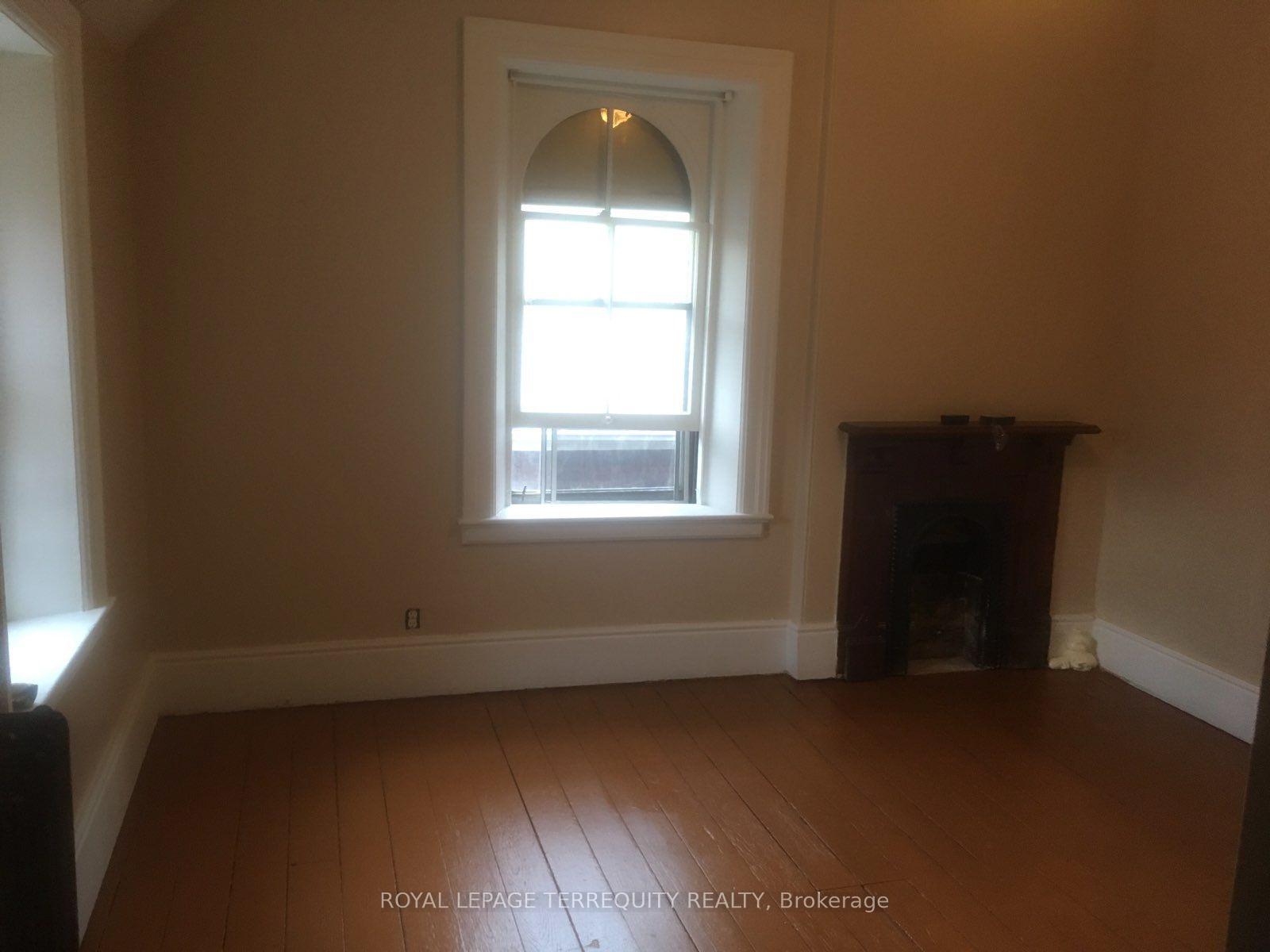 Photo 22 of 51 Nassau Street, Oshawa, Vanier — HOMEH