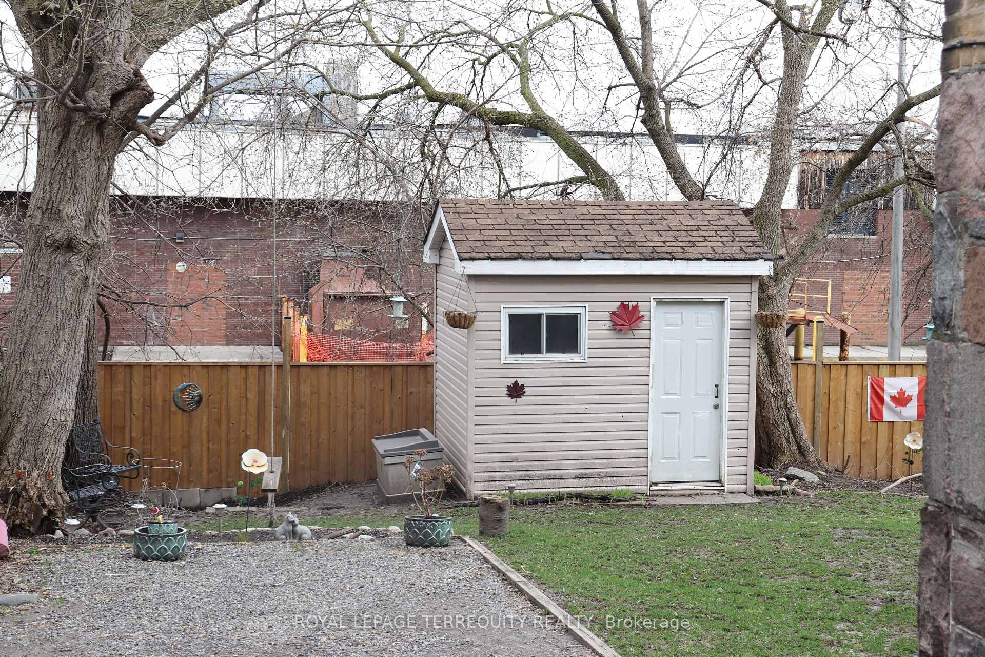Photo 34 of 51 Nassau Street, Oshawa, Vanier — HOMEH