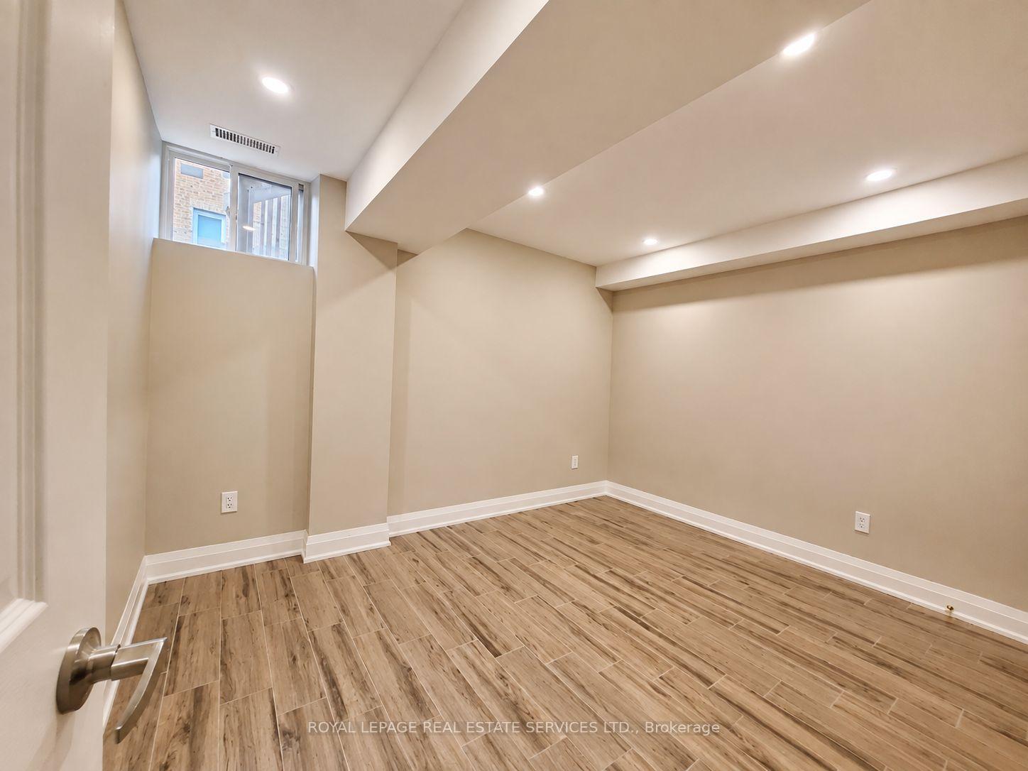 Photo 9 of Unit Bsmt, 39 Vezna Crescent, Brampton, Credit Valley — HOMEH